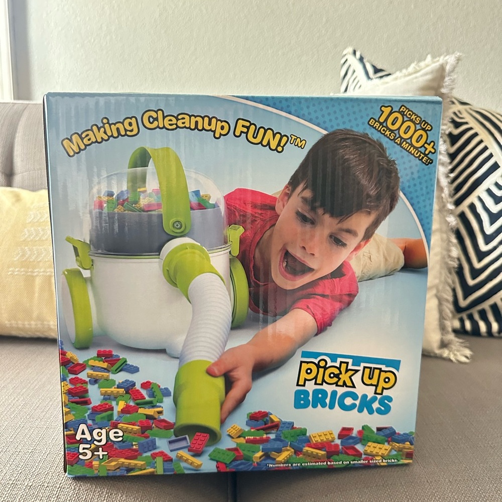 Pick-Up Bricks Vacuum